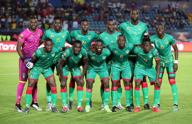 战广岛三箭前路易斯晒照：最后一舞；球员与申花合同月底到期