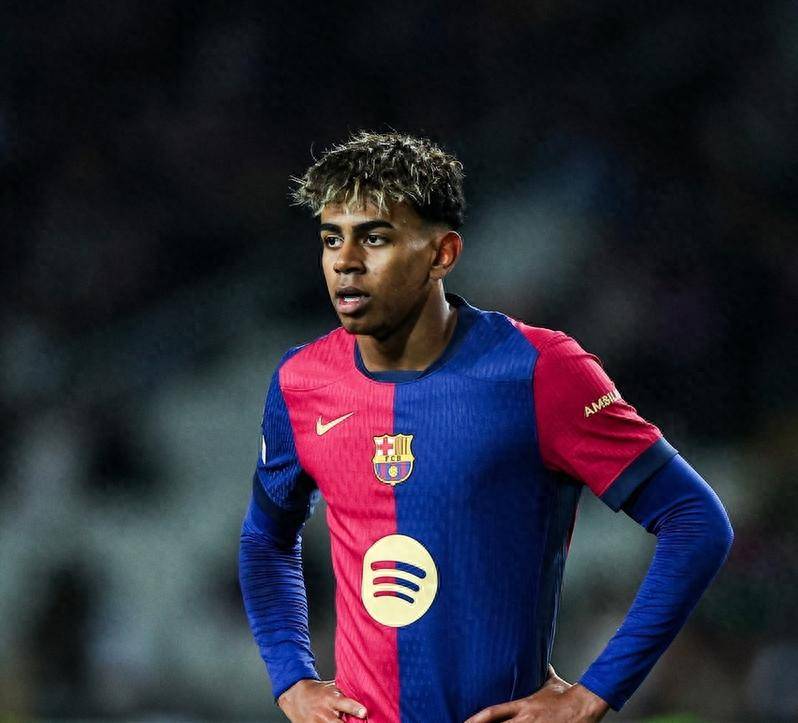 篮球火箭球员连续三场命中关键投篮