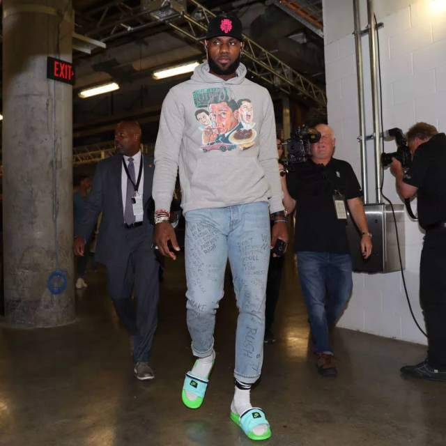 NBA ｜双方共6人被驱逐 热火险胜火箭