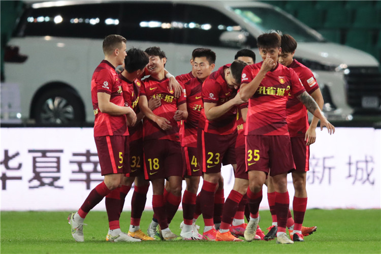 易上手、不缺深度的《泡姆泡姆》，是来自鹰角的游戏创作野望