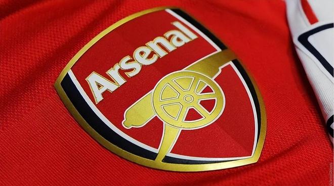 吉迪空砍28+11+11，生涯23次三双追平埃尔金·贝勒